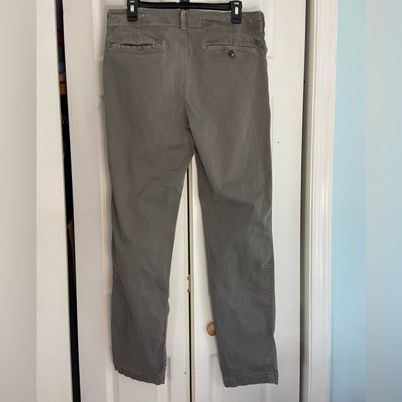 American Eagle Straight Leg Olive Green Women’s Jean size 6 - Picture 3 of 3